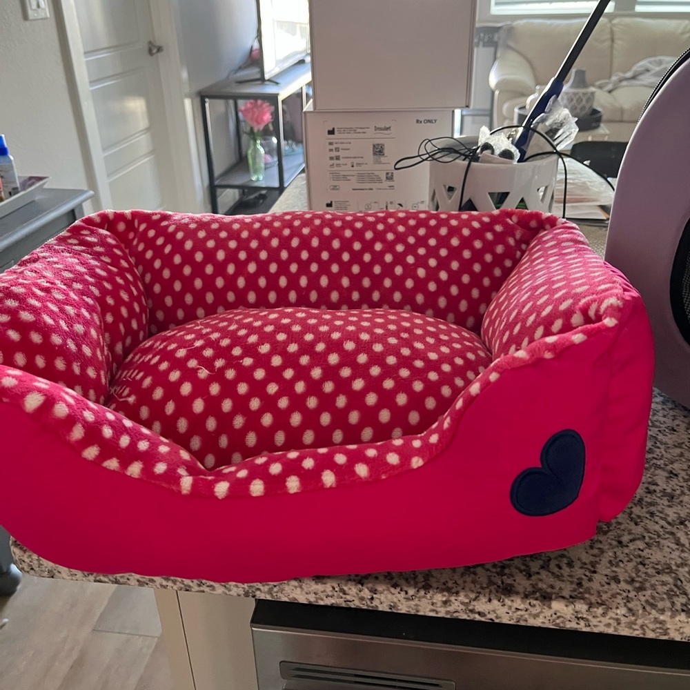 Bought it in Petsmart 3 months ago, my puppy is bigger now. excellent condition